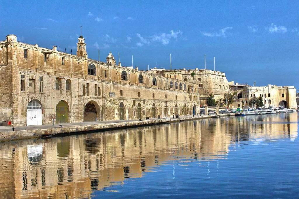 The View Penthouse Apartment Cospicua Екстериор снимка