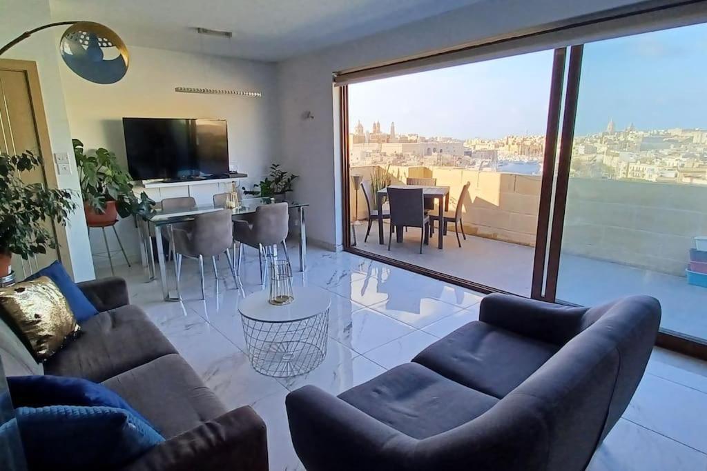 The View Penthouse Apartment Cospicua Екстериор снимка