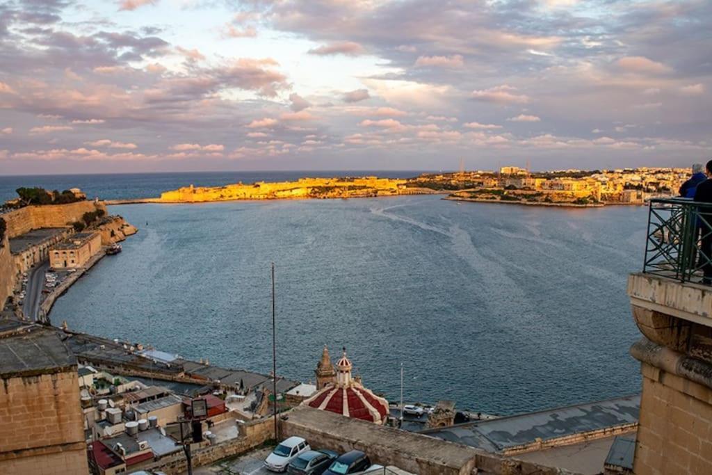 The View Penthouse Apartment Cospicua Екстериор снимка