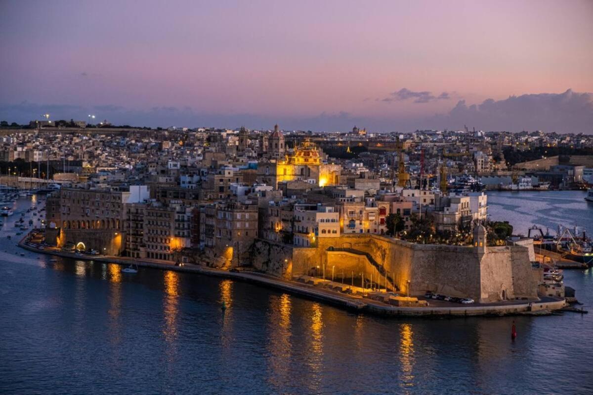 The View Penthouse Apartment Cospicua Екстериор снимка